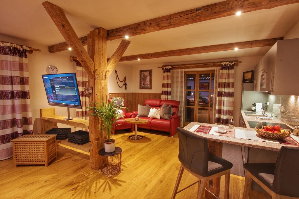 罗丁Holzhaus Lugerhof公寓 外观 照片
